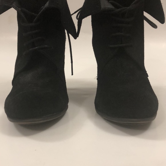 Zara 38 Black Suede Bootie Wedge Heel Wear it 2 ways wrap around laces Excellent - Picture 4 of 13